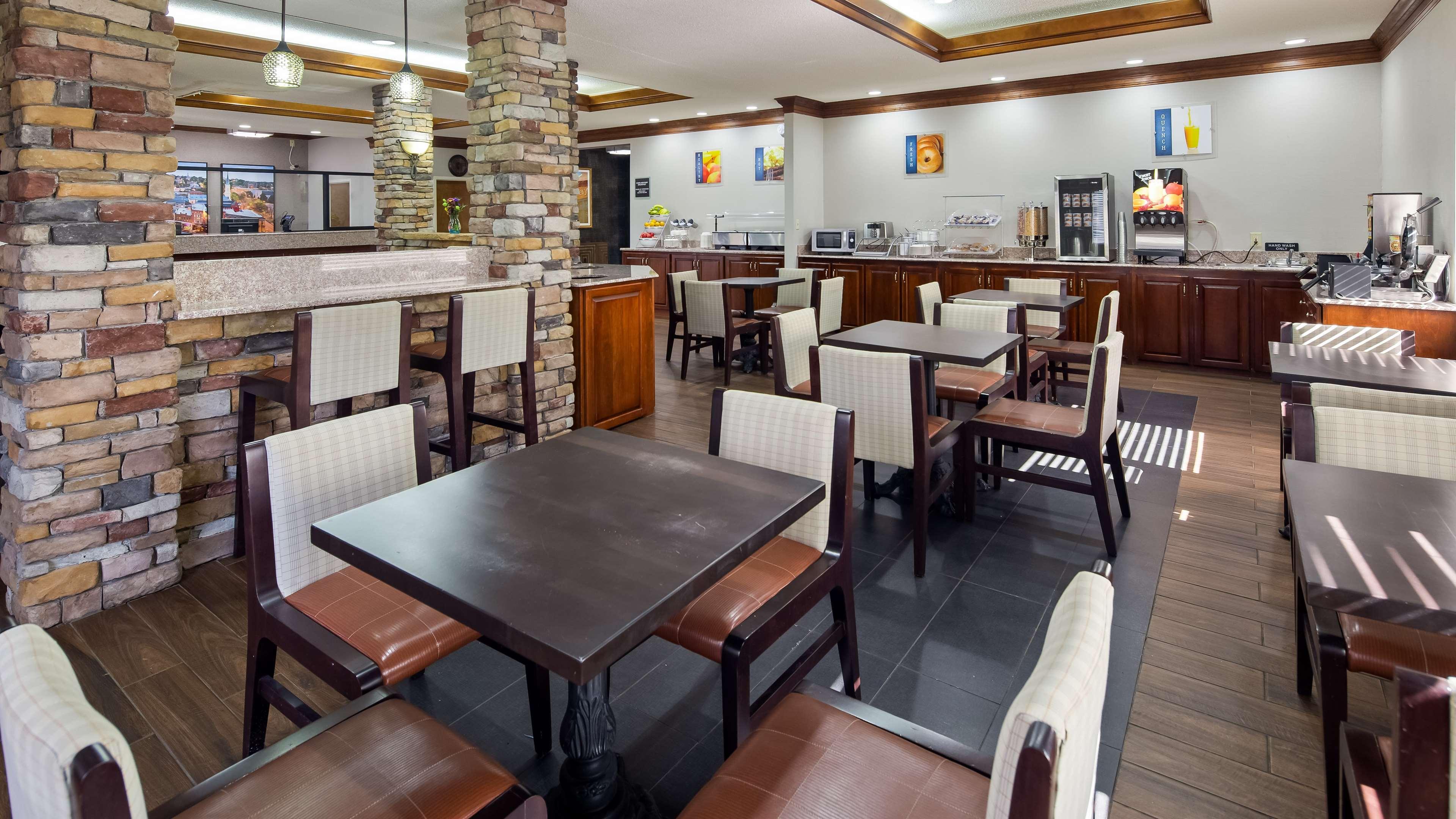 Best Western Inn & Suites Byron Eksteriør billede